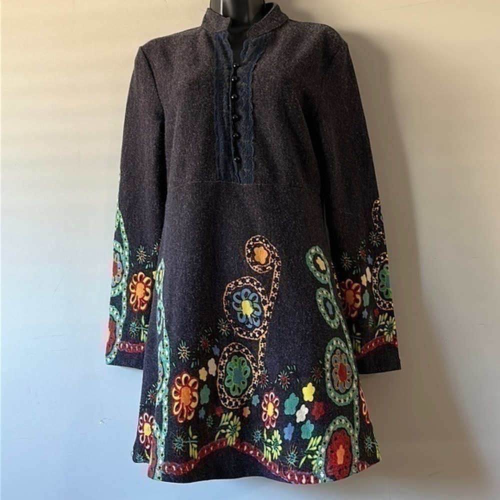 reborn whimsical black long sleeve dress size small